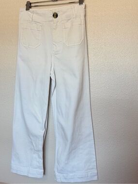 White pilcro capri jeans